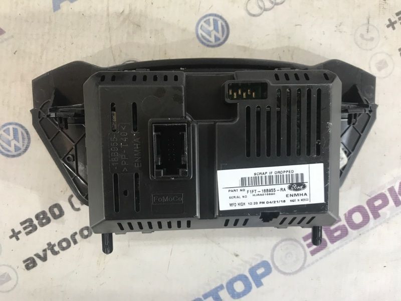 Информационный дисплей F1FT18B955RA Ford Escape