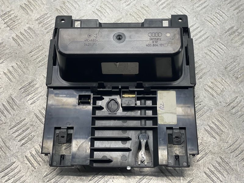 Ящик центральної консолі 4G0863273A Audi A6