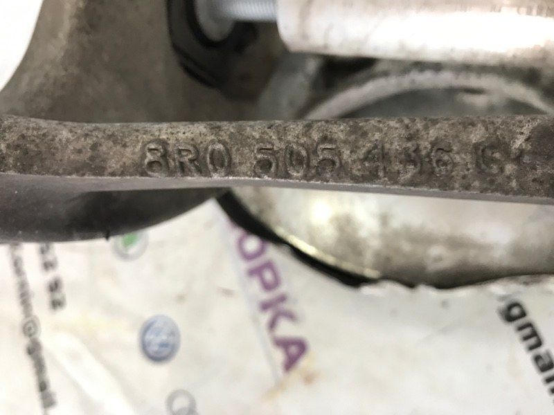 Поворотный кулак / Цапфа 8R0505432F Audi A7