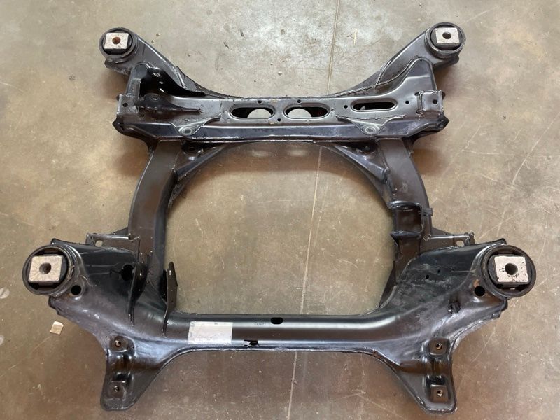 Подрамник передней подвески 7L0499030T Audi Q7 Audi Q7, Volkswagen Touareg