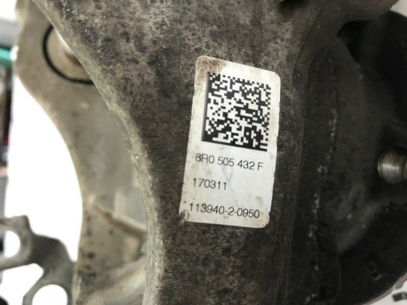 Поворотный кулак / Цапфа 8R0505432F Audi A7