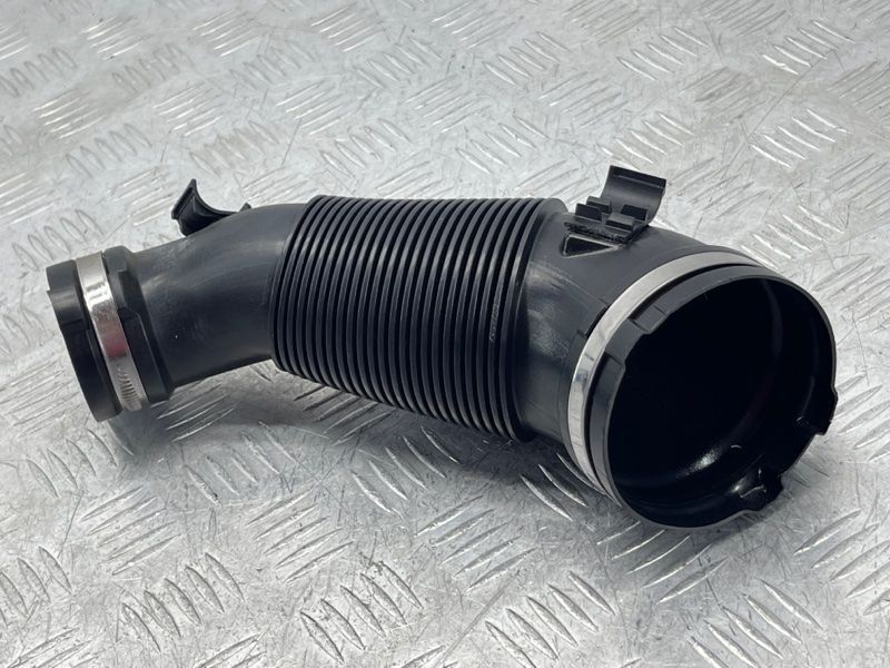 Патрубок воздушного фильтра 4G0129615J Audi A6