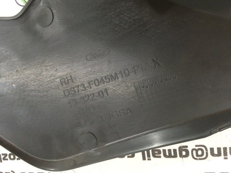 Накладка центральної консолі DS73F045M10 Ford Fusion