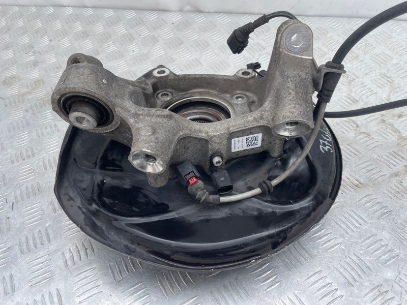 Поворотний кулак задній правий 4M0505432AF Audi Q7 Audi Q7, Audi Q8, Audi RS Q8, Audi SQ7, Audi SQ8