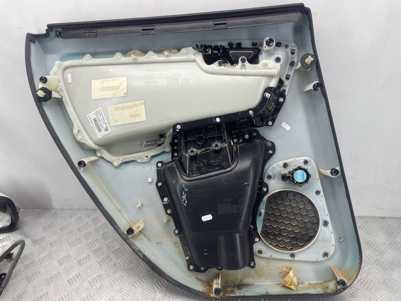 Карта / Обшивка двери 6815403 Volvo XC60