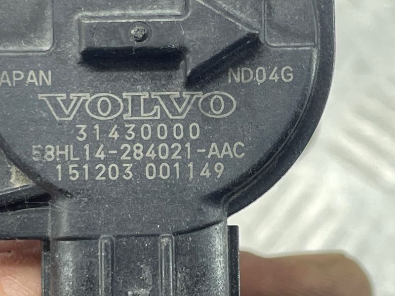 Датчик массового расхода воздуха (MAF) 31430000 Volvo XC90