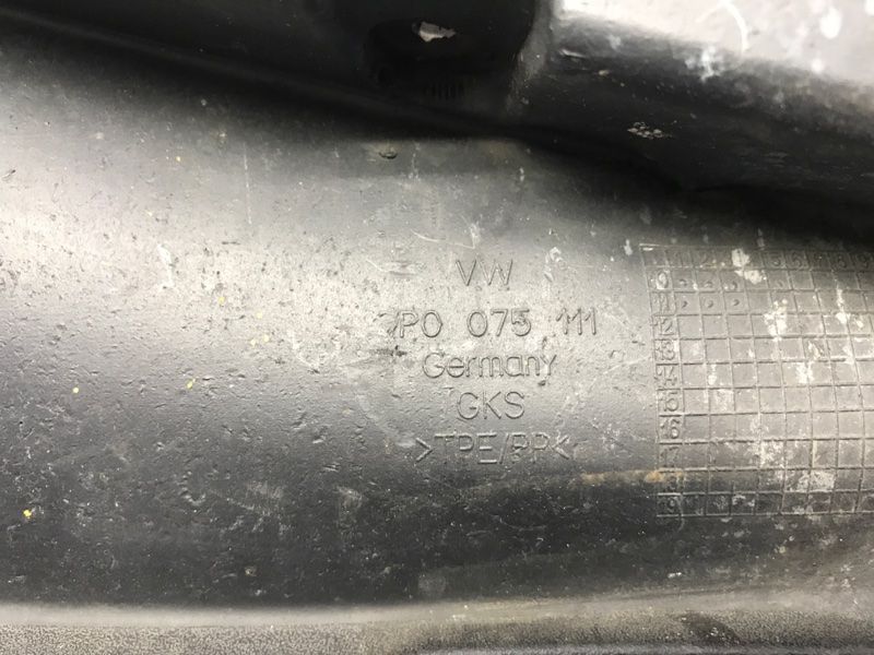 Бризковик 7P0075111 Volkswagen Touareg