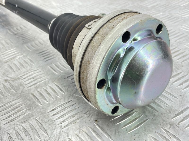 Полуось 8R0501203C Audi A7