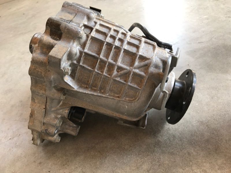 Роздаткова коробка 331004GA0A Infiniti Q50