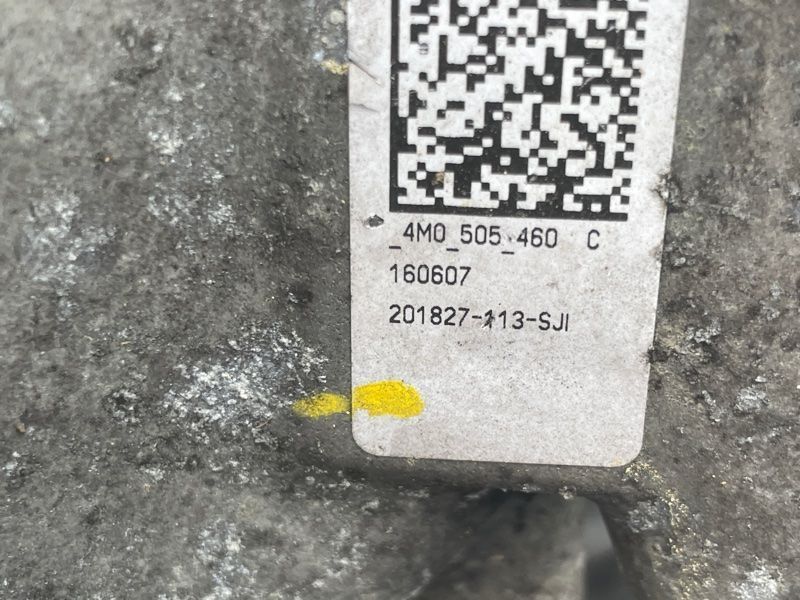 Поворотний кулак задній правий 4M0505432AF Audi Q7 Audi Q7, Audi Q8, Audi RS Q8, Audi SQ7, Audi SQ8