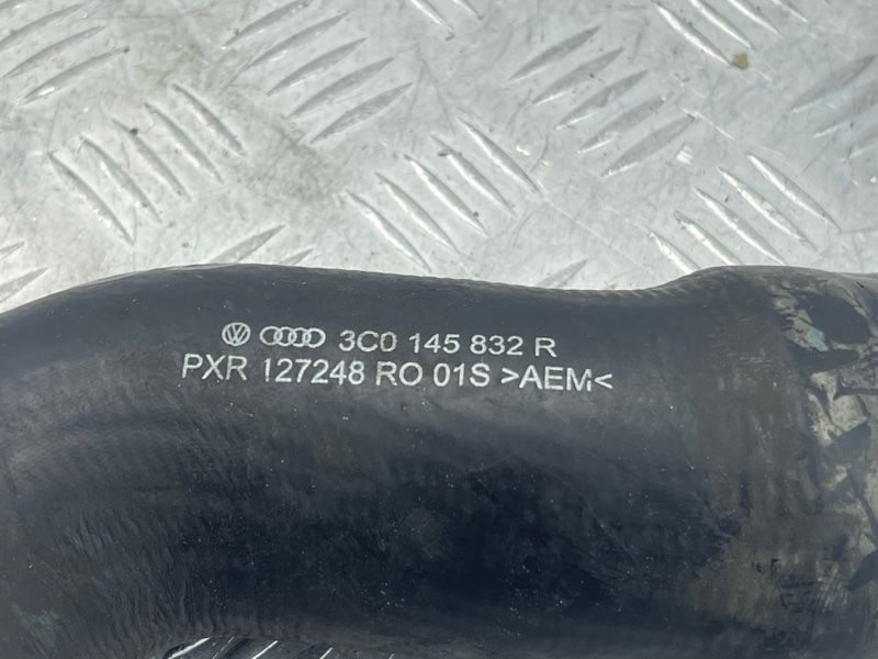 Патрубок интеркулера 3C0145832R Volkswagen CC