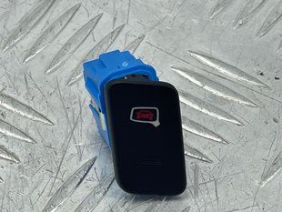 Кнопка увімкнення системи допомоги при зміні смуги руху 4G1927451A Audi A7