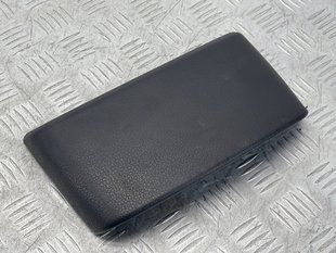 Накладка 4M0863915 Audi Q7