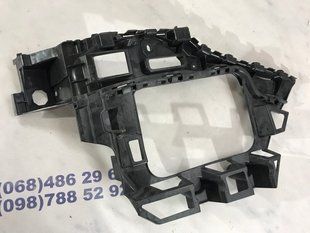 Направляюча заднього бампера 7P6807394A Volkswagen Touareg