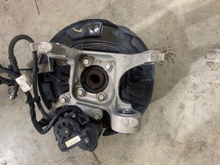Поворотный кулак / Цапфа DG9C5B759A Ford Fusion