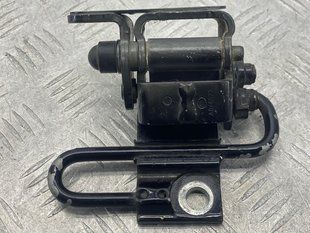 Петля двери нижняя 3C8833411B Volkswagen CC