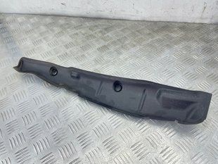 Замикаюча панель крила 8W0821112 Audi A4 Allroad