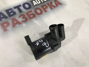 Дополнительный насос ОЖ / Помпа 7L0965561K Audi Q7