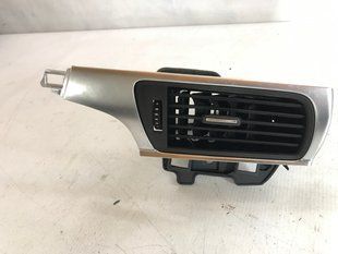 Дефлектор повітропроводу 4G1820901C6PS Audi A6