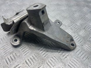 Опора двигуна права 4G0199308N Audi A6 Audi A4, Audi A5, Audi A6, Audi A7, Audi A8, Audi Q5, Audi S4, Audi S5, Audi SQ5
