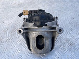 Опора / подушка двигуна 4M0199372FE Audi Q7
