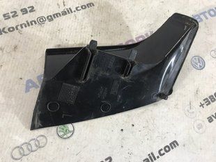 Накладка ліхтаря 4G5853267 Audi A6