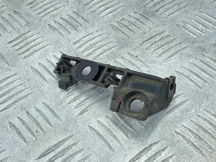 Кронштейн 4H0853914C Audi A8