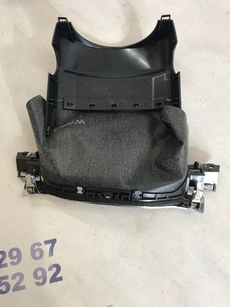 Кожух рулевой колонки нижний 4G0953515 Audi A7