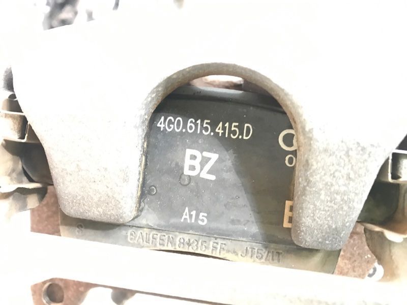 Суппорт тормозной 4G0615415D Audi A6