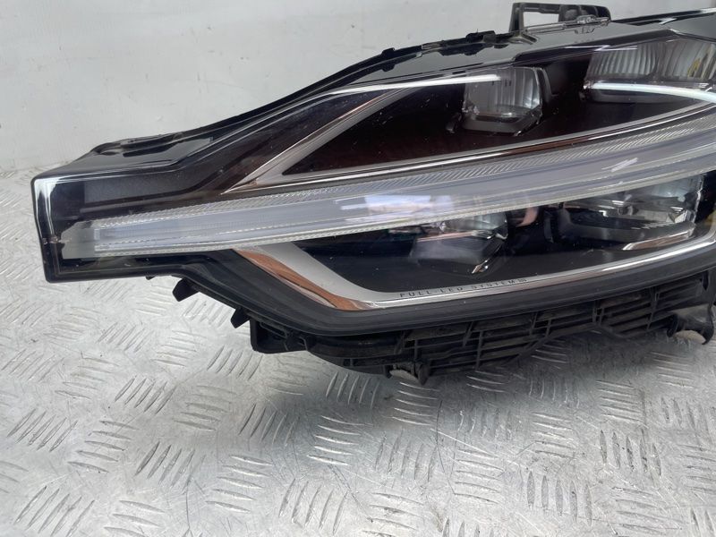 Фара FULL LED 31108602 Volvo XC60