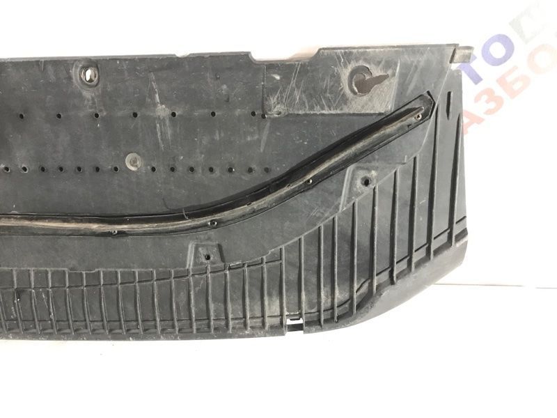 Захист бампера 4G0807611 Audi A6