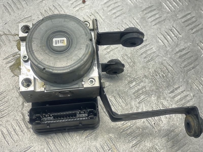 Блок ABS CV612C219CH Ford Escape