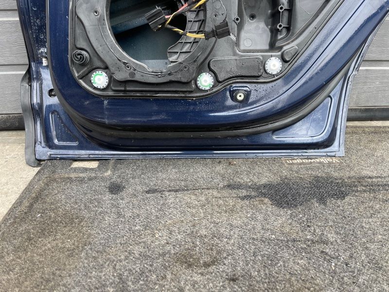 Двері Volkswagen Touareg