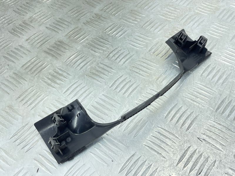 Накладка 8K0858345A Audi A4