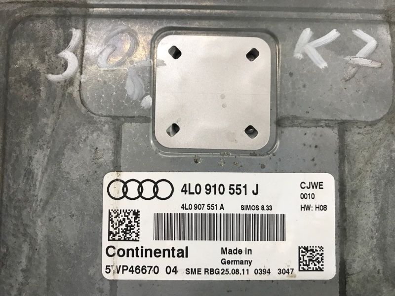 Блок керування двигуном 4L0910551J Audi Q7