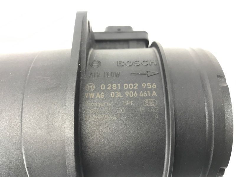 Датчик масового потоку повітря (MAF) 03L906461A Audi A6