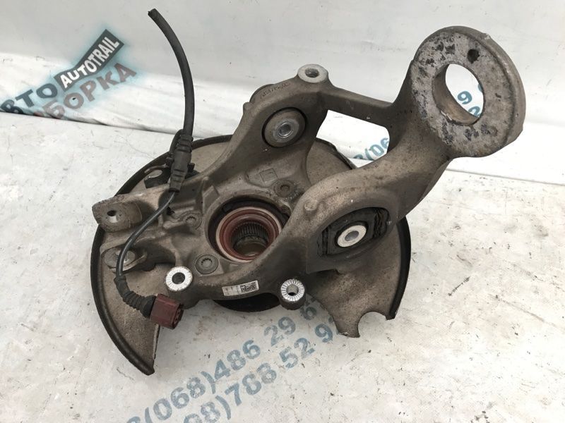 Поворотний кулак / цапфа з підшипником 8K0505432AR Audi A4 Allroad
