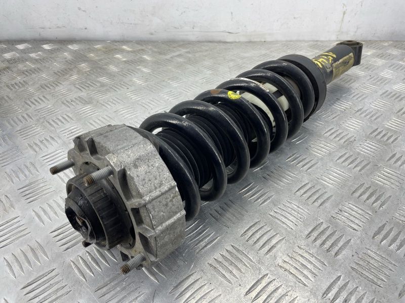 Стойка амортизатора в сборе с пружиной 7L8512021CH Audi Q7
