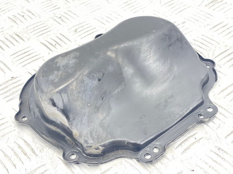 Кришка 06E109285J Audi Q7