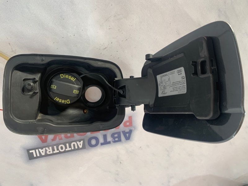 Корпус лючка кришки паливного бака в зборі 4G8809906G Audi A7
