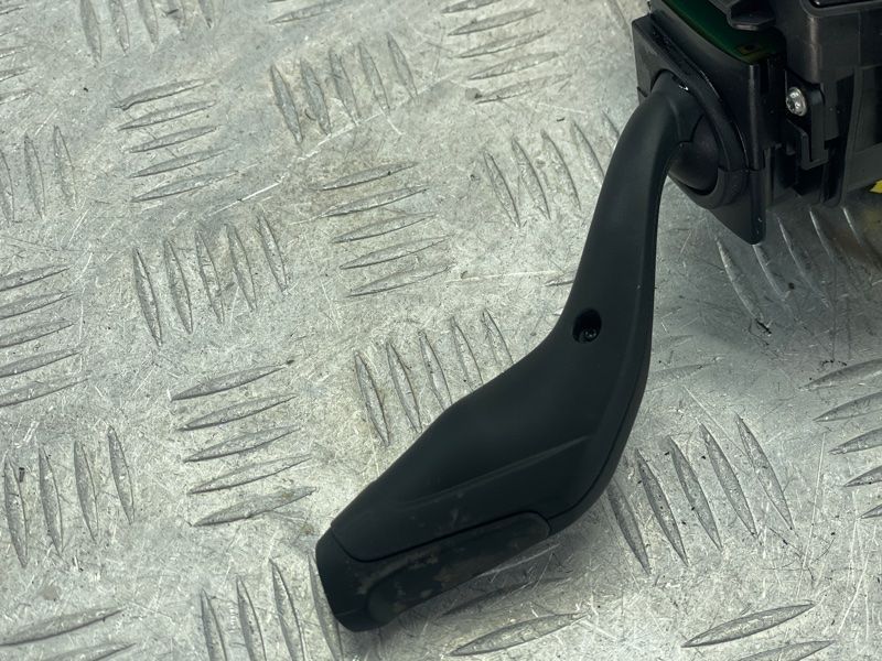 Перемикач покажчиків повороту EG9T13335AAW Ford Fusion