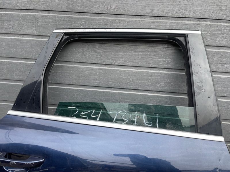 Двері Volkswagen Touareg