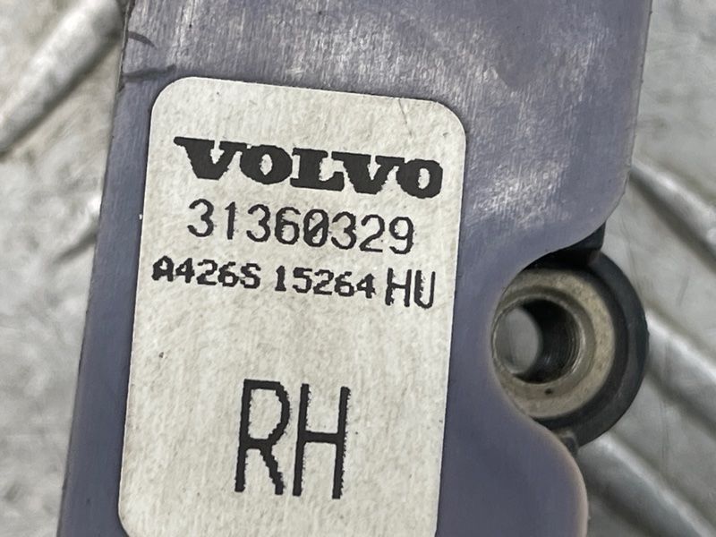 Датчик положення кузова 31360329 Volvo XC90