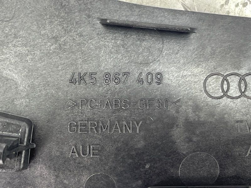 Накладка двери 4K5867409 Audi A6