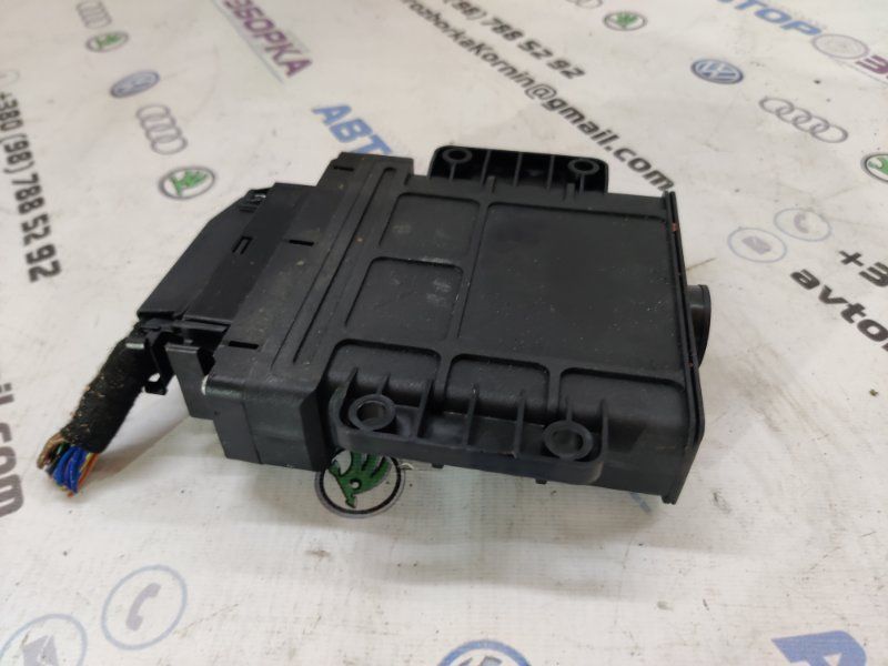 Блок керування АКПП 0C8927750N Audi Q7