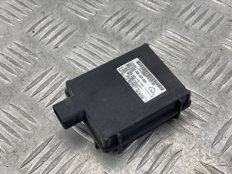 Блок управления системы открывания ворот гаража 8K0907410C Audi Q7