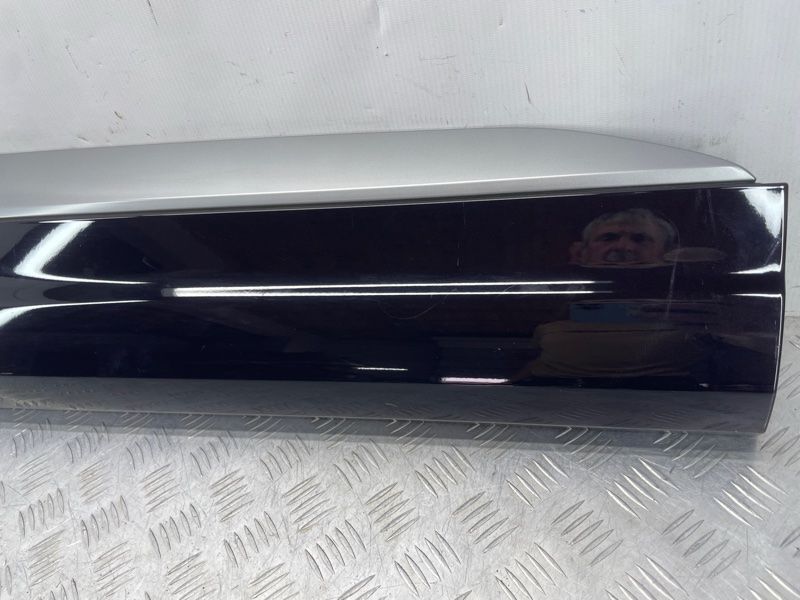 Накладка дверей 4M0853960G Audi Q7