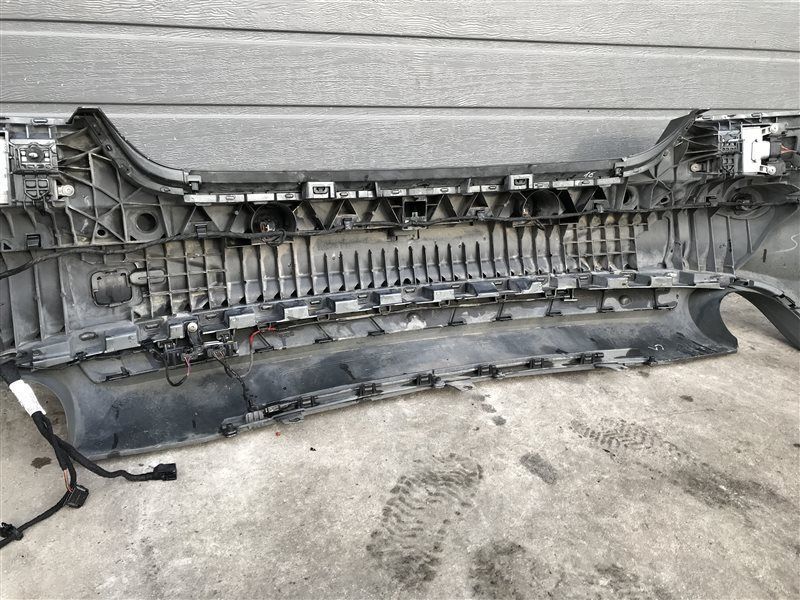 Бампер комплектний 4G8807511AC Audi A7