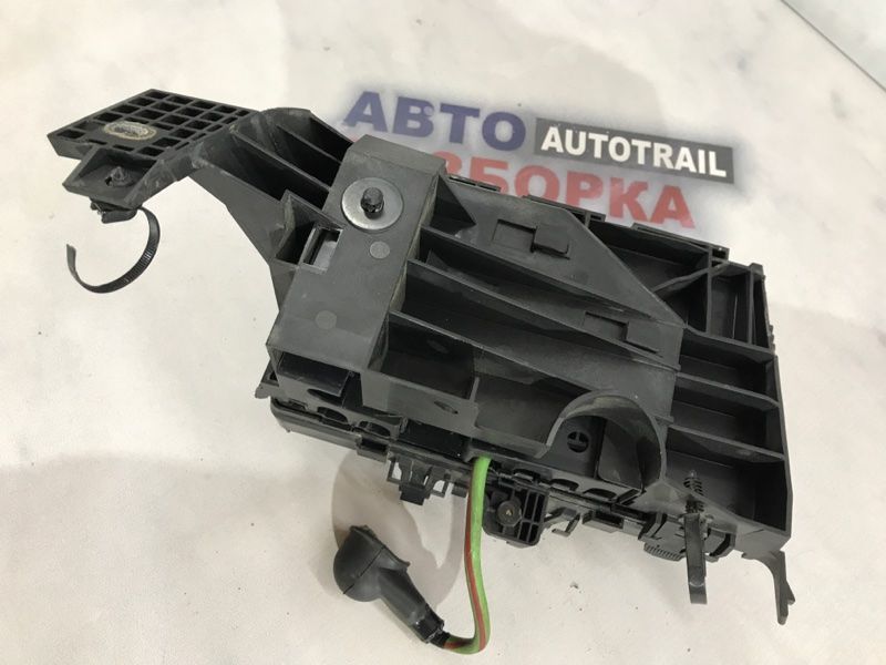 Блок запобіжників G2GZ14A068J Ford Fusion