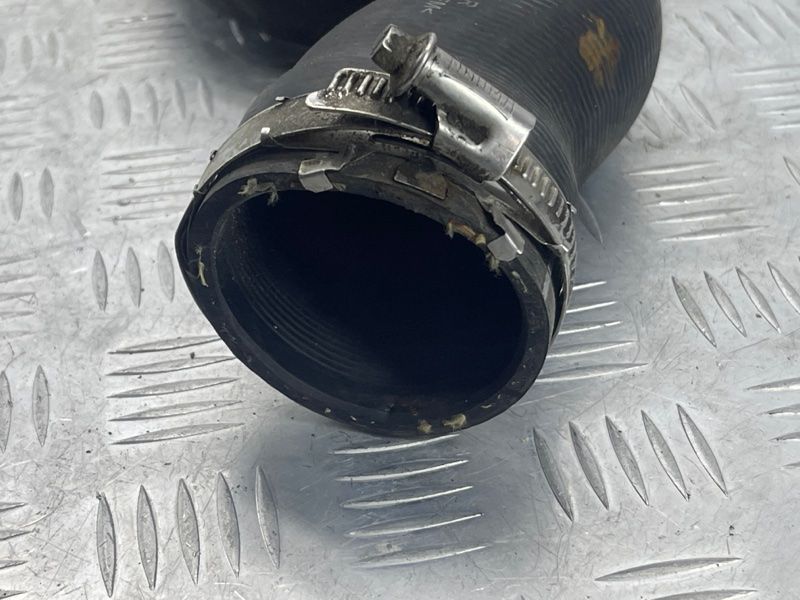 Патрубок інтеркулера 3C0145832R Volkswagen CC